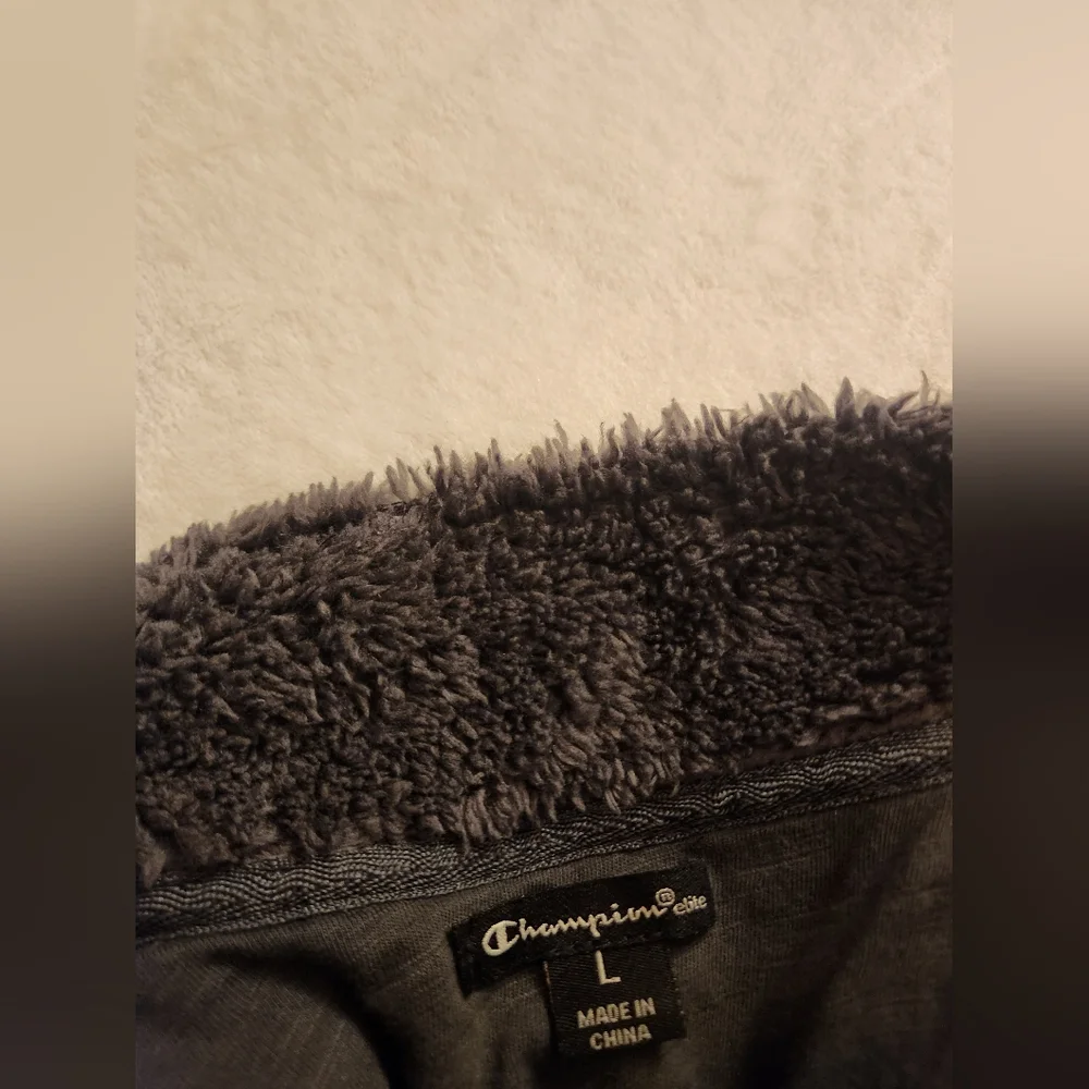 Champion Elite Men's Gray 1/4 Zip Pullover Sweater Size Large NWT - Picture 6 of 11